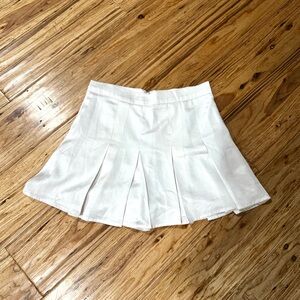 Shein NWOT White Pleated Skort